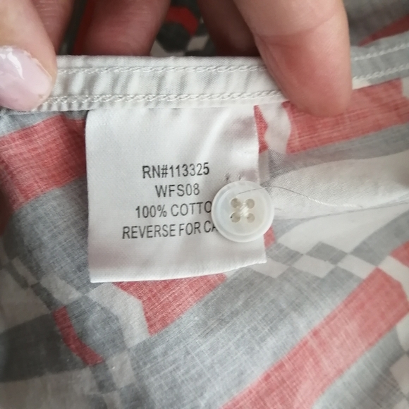 Wildfang Woman's Essential Short Sleeve Button Up Red Gray White Geometric XL - Picture 4 of 16